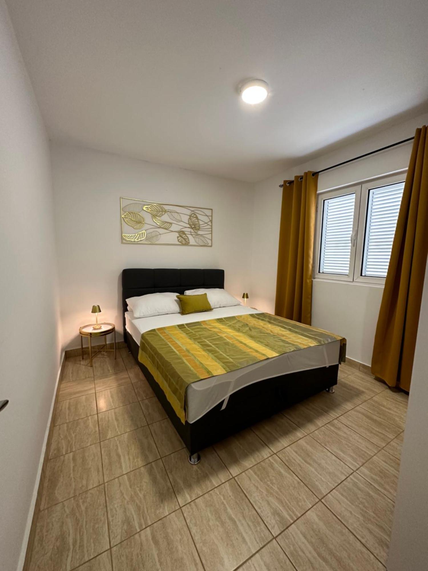 Garden Apartment