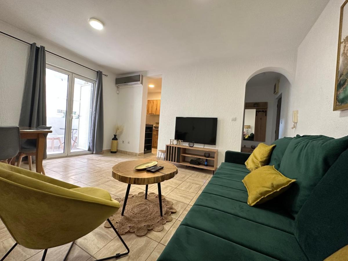 Garden Apartment
