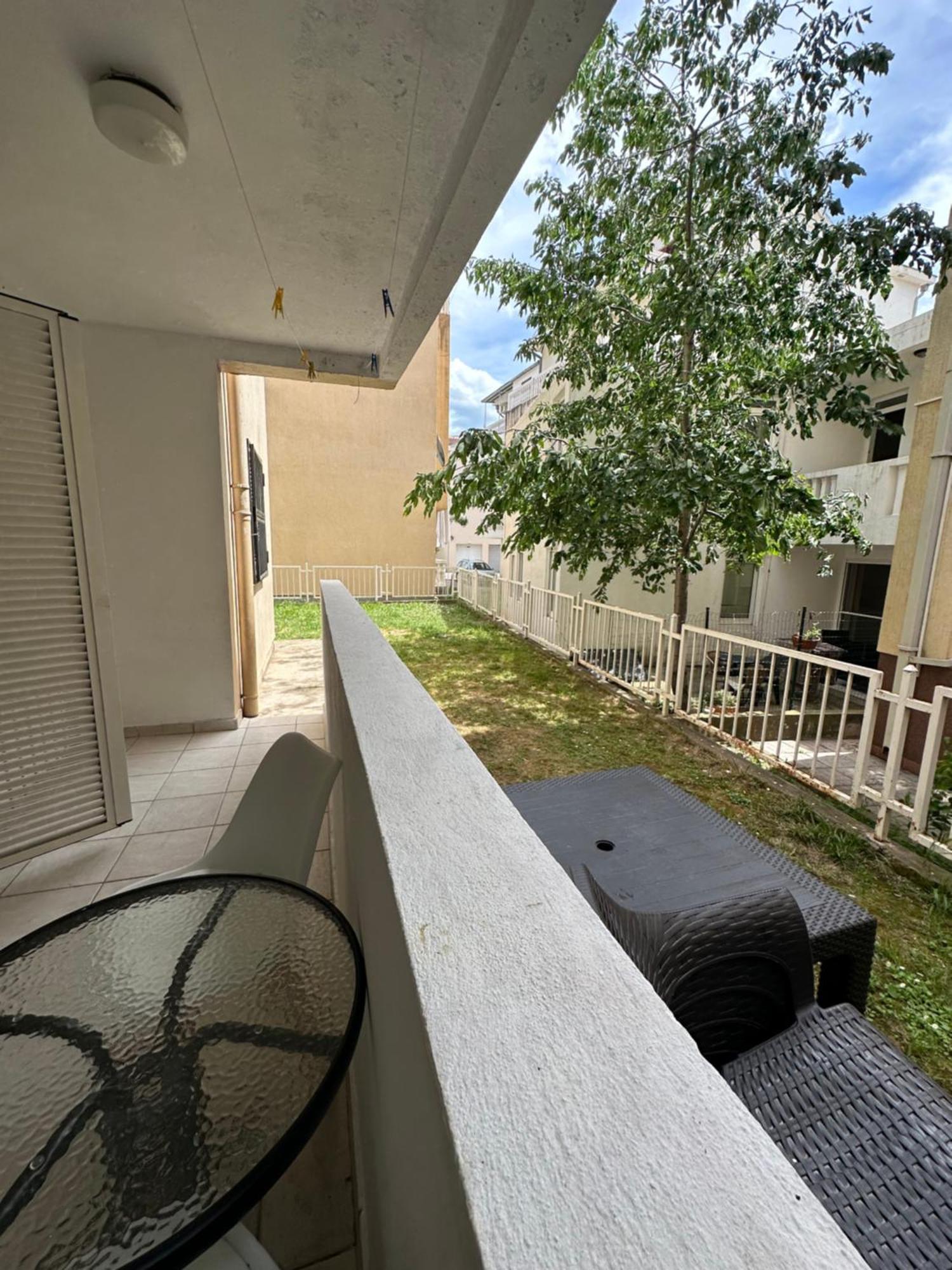 Apartment Garden